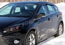 Дефлекторы боковых окон Ford Focus 2011- темные, 4 части, SIM Россия